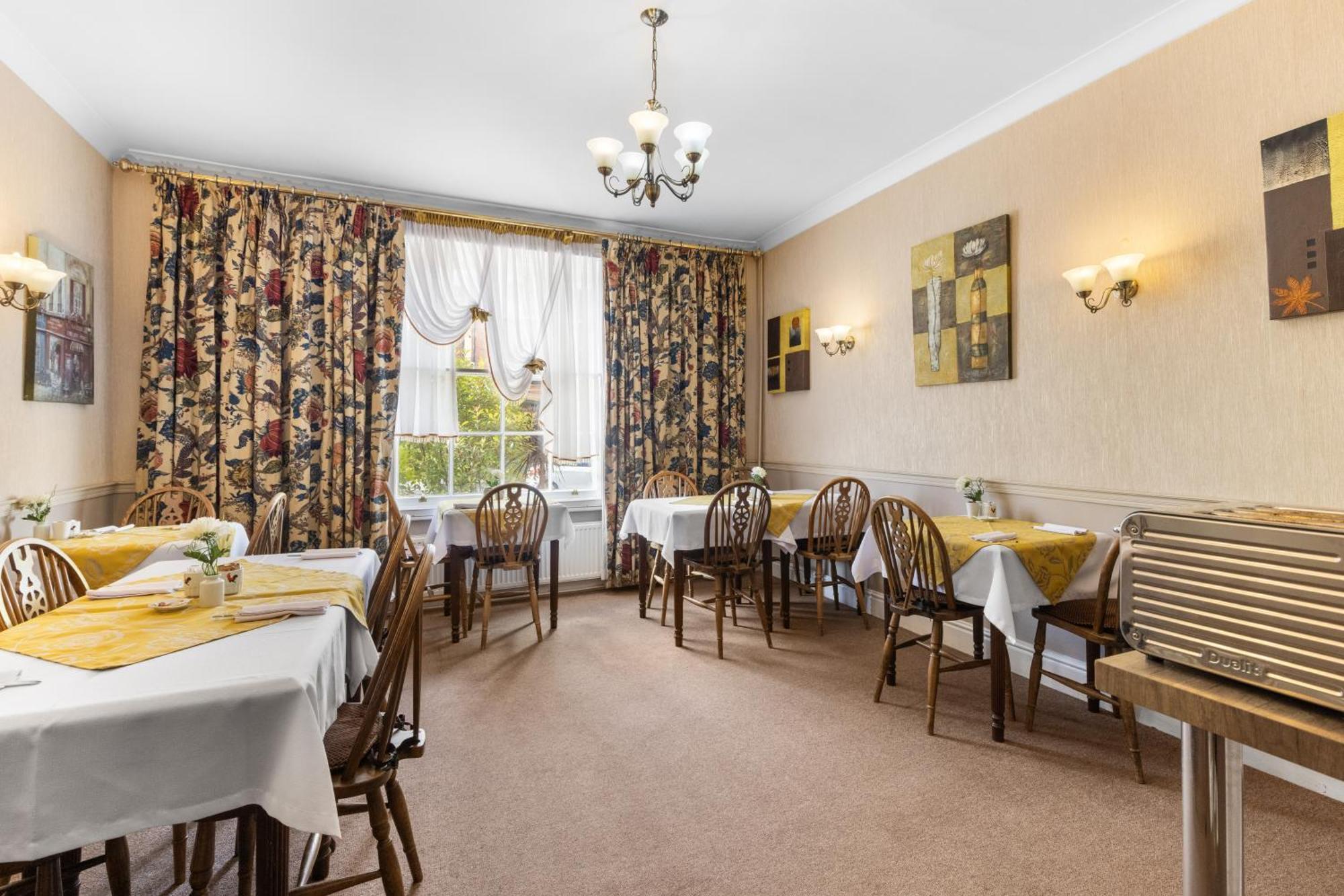 Bed and Breakfast The Lansdowne Лимингтон Экстерьер фото
